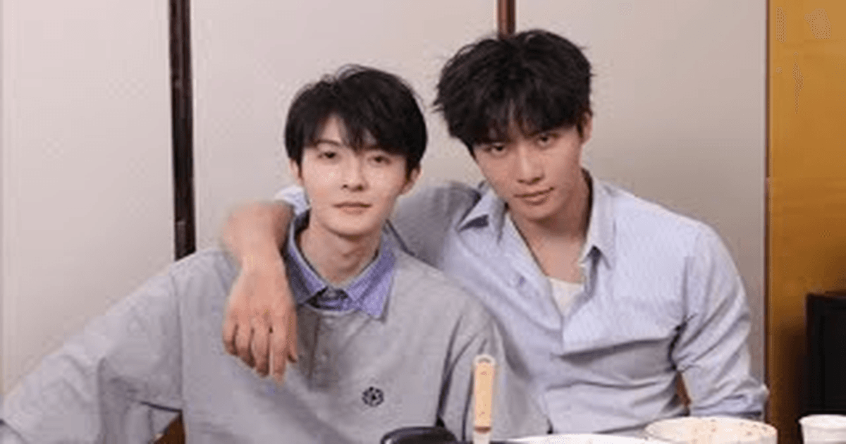 💖 관위에(Guan Yue) & 대고정 인터뷰! 찐형제 케미 대방출! 🤫 썸네일