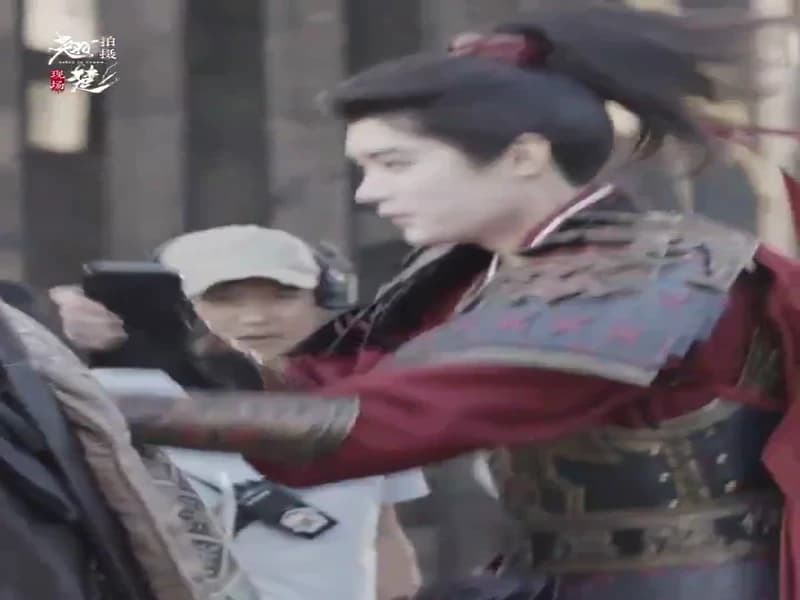 교초 주익연 더우인