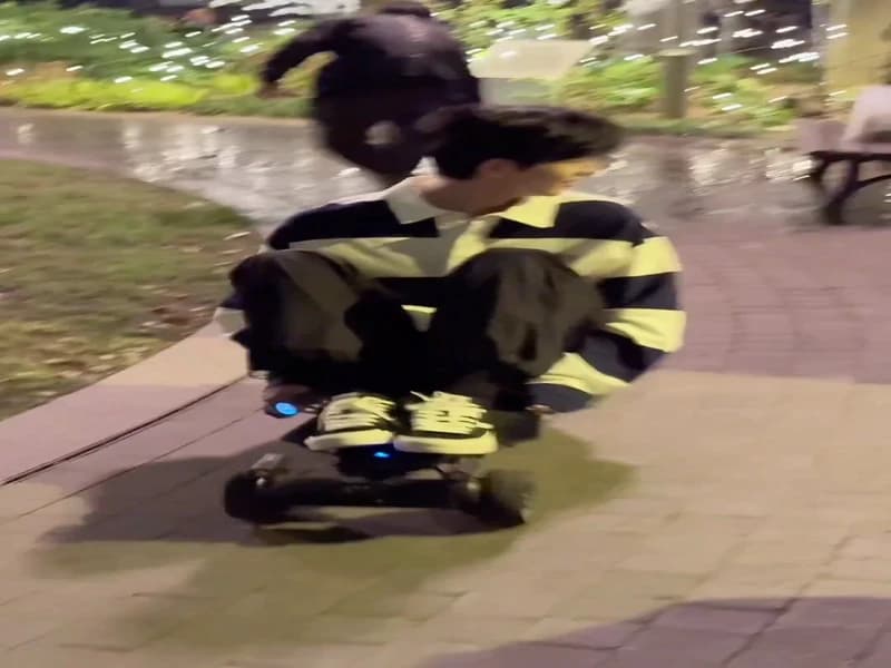 아이치이 코리아_애니(장릉혁 비하인드)