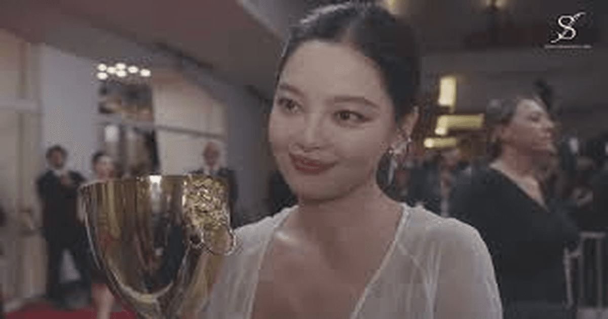 신지뢰 여우주연상 수상 인터뷰 한글자막 썸네일